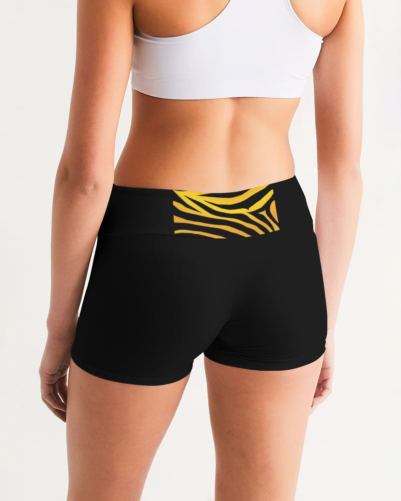 The Colony Queen Rules Black Leggings Women's All-Over Print Mid-Rise Yoga Shorts