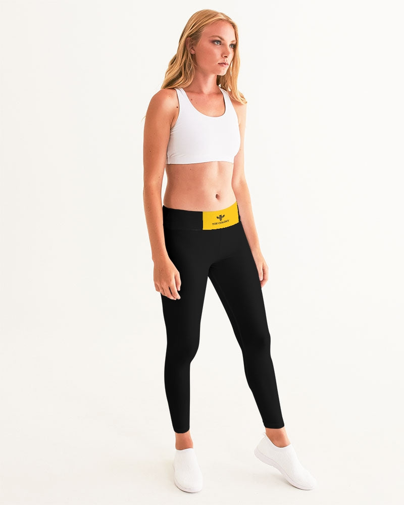 The Colony Queen Rules Black Leggings Women's All-Over Print Yoga Pants